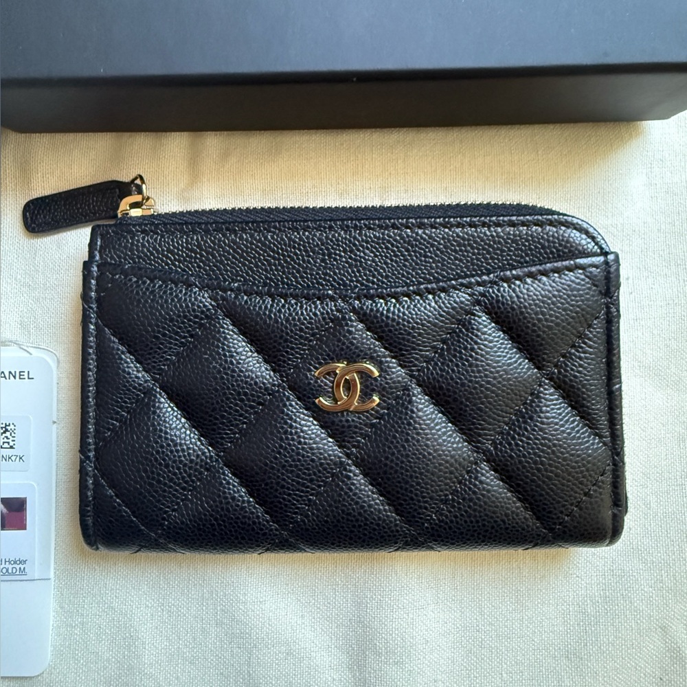 CHANEL Classic Black Caviar Zipped Card Holder Wallet